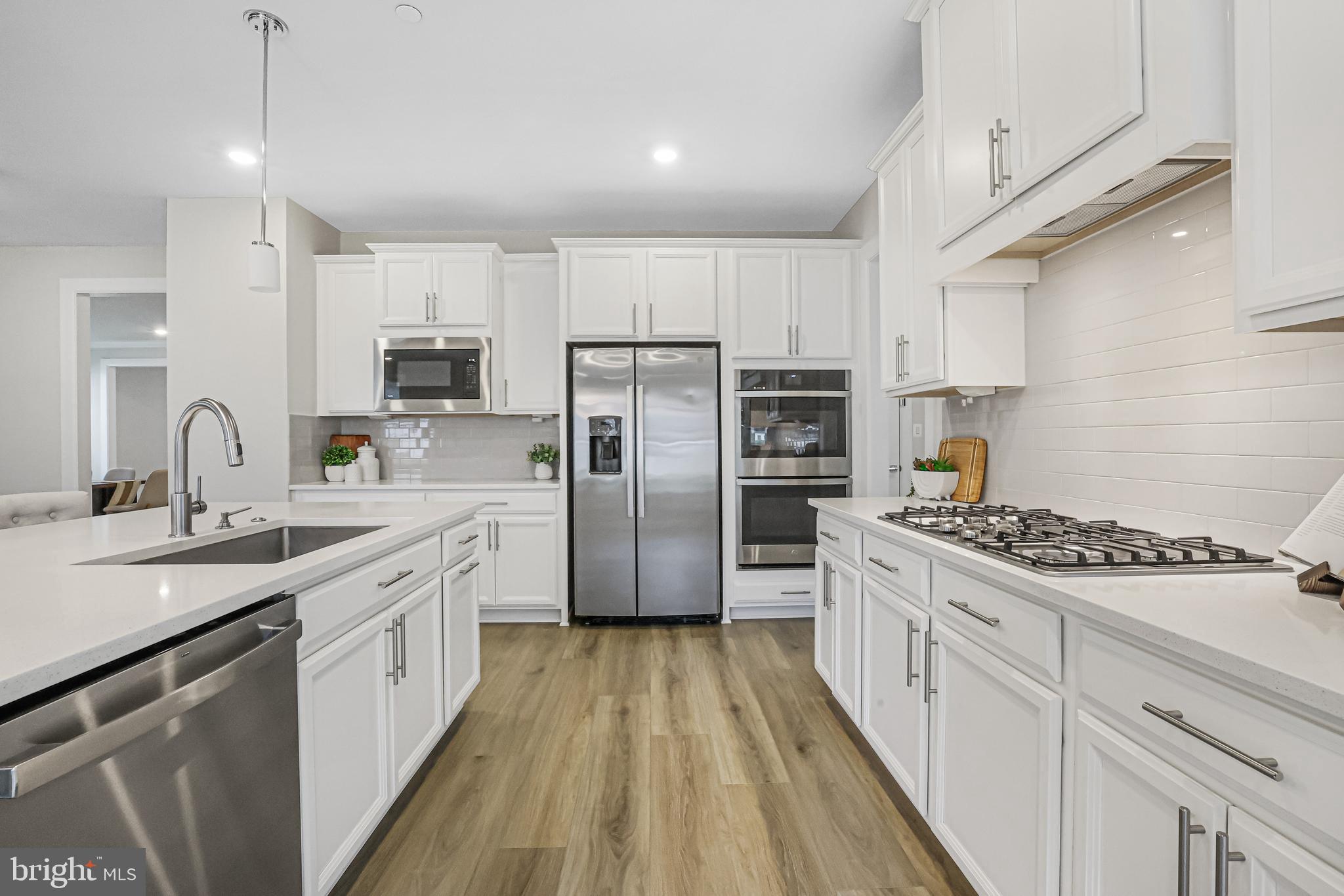 CEDAR CREEK - Residential
