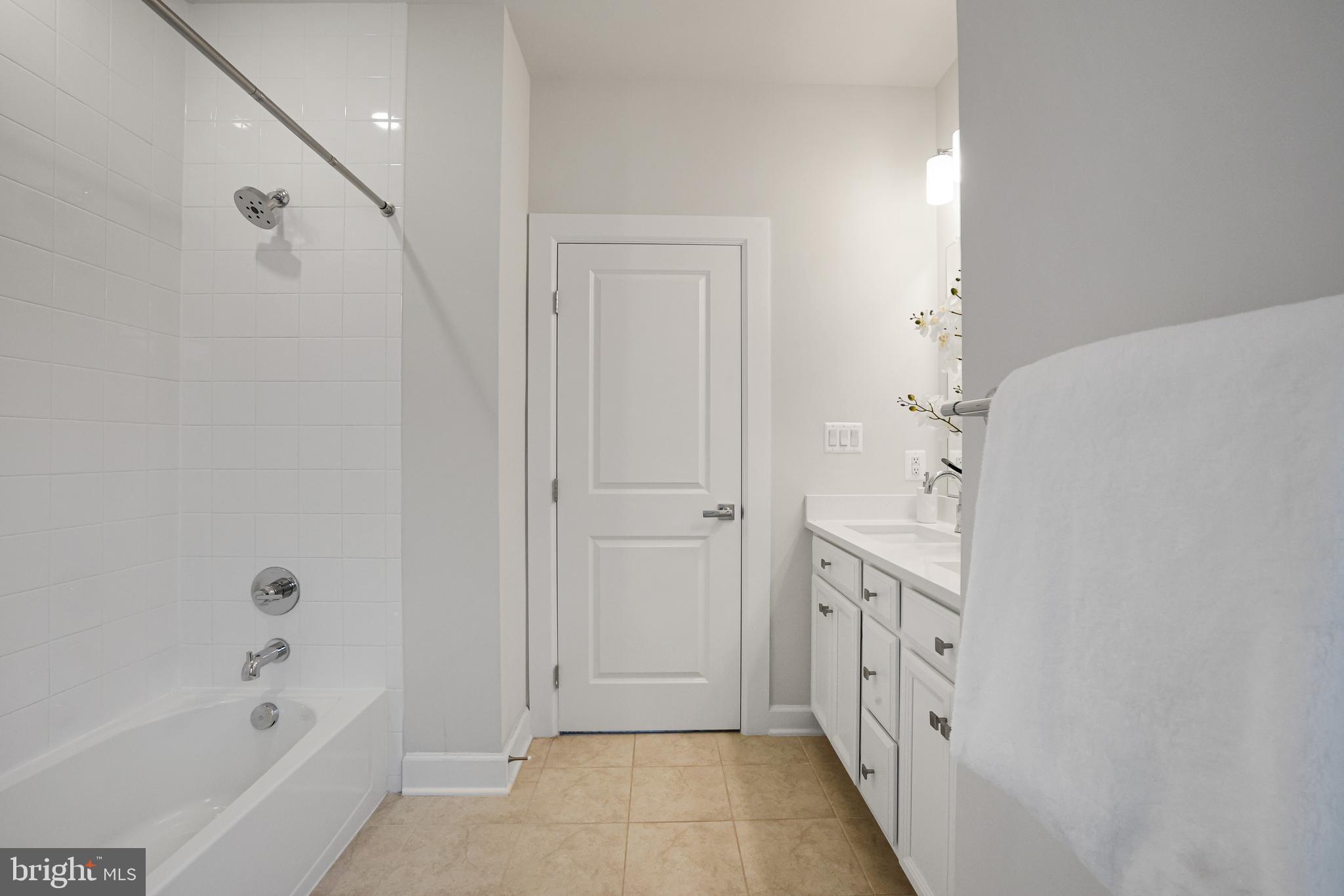 CEDAR CREEK - Residential