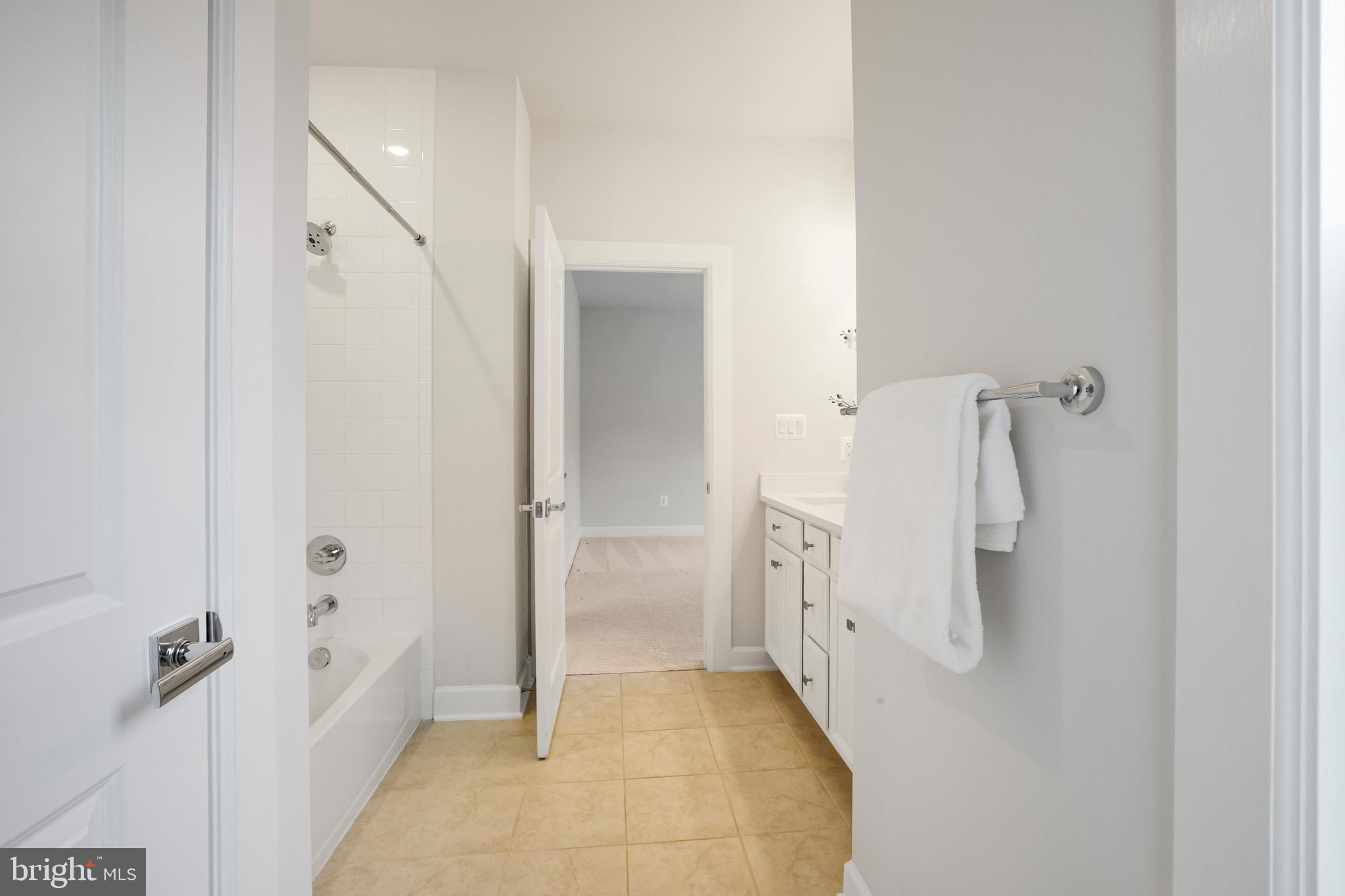 CEDAR CREEK - Residential