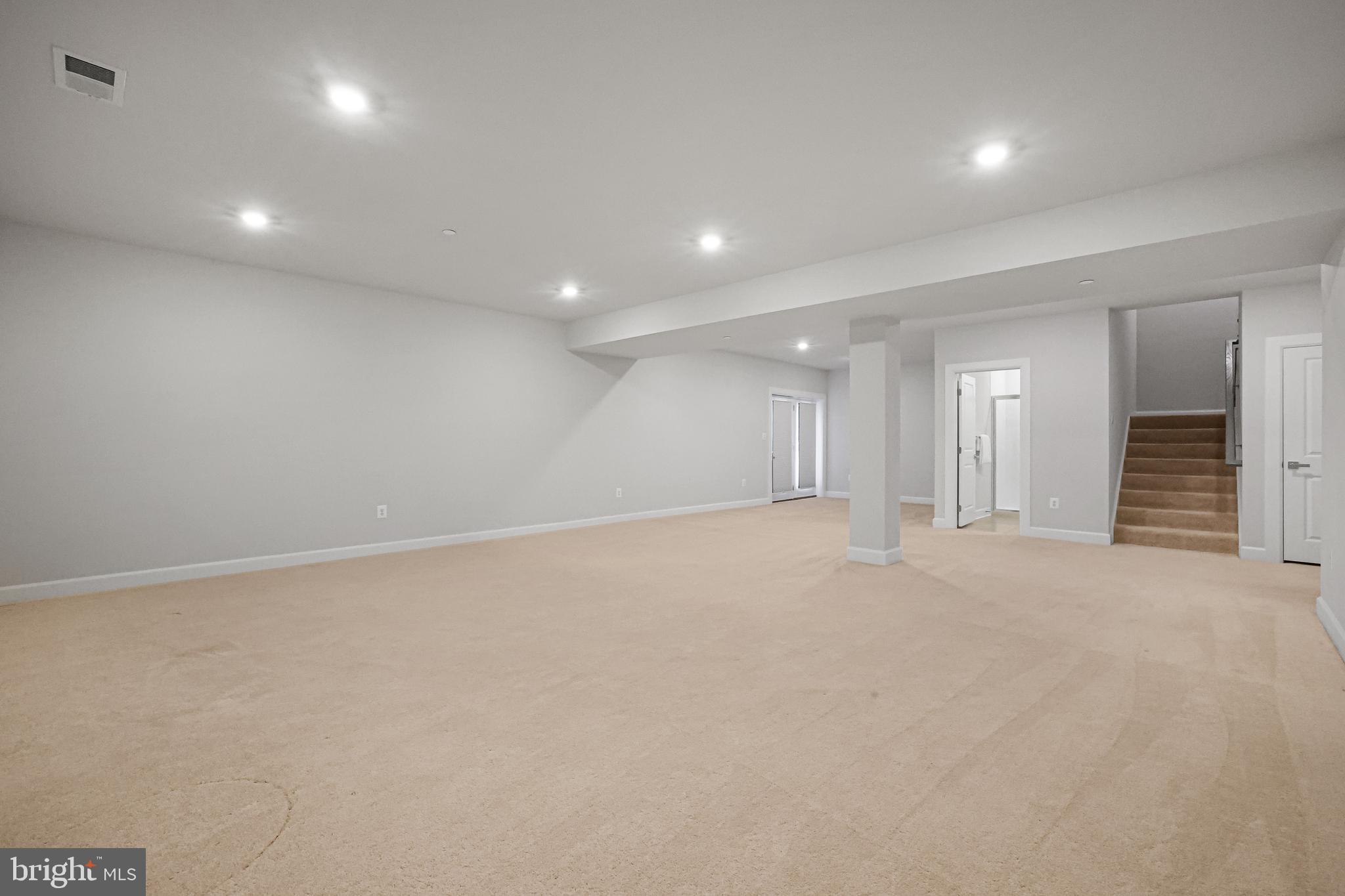 CEDAR CREEK - Residential