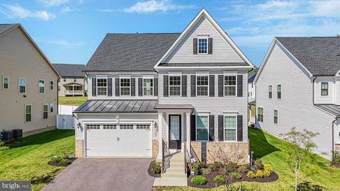 Photo of 7949 Lawndale Circle, COLUMBIA, MD 21044 (MLS # MDHW2067778)