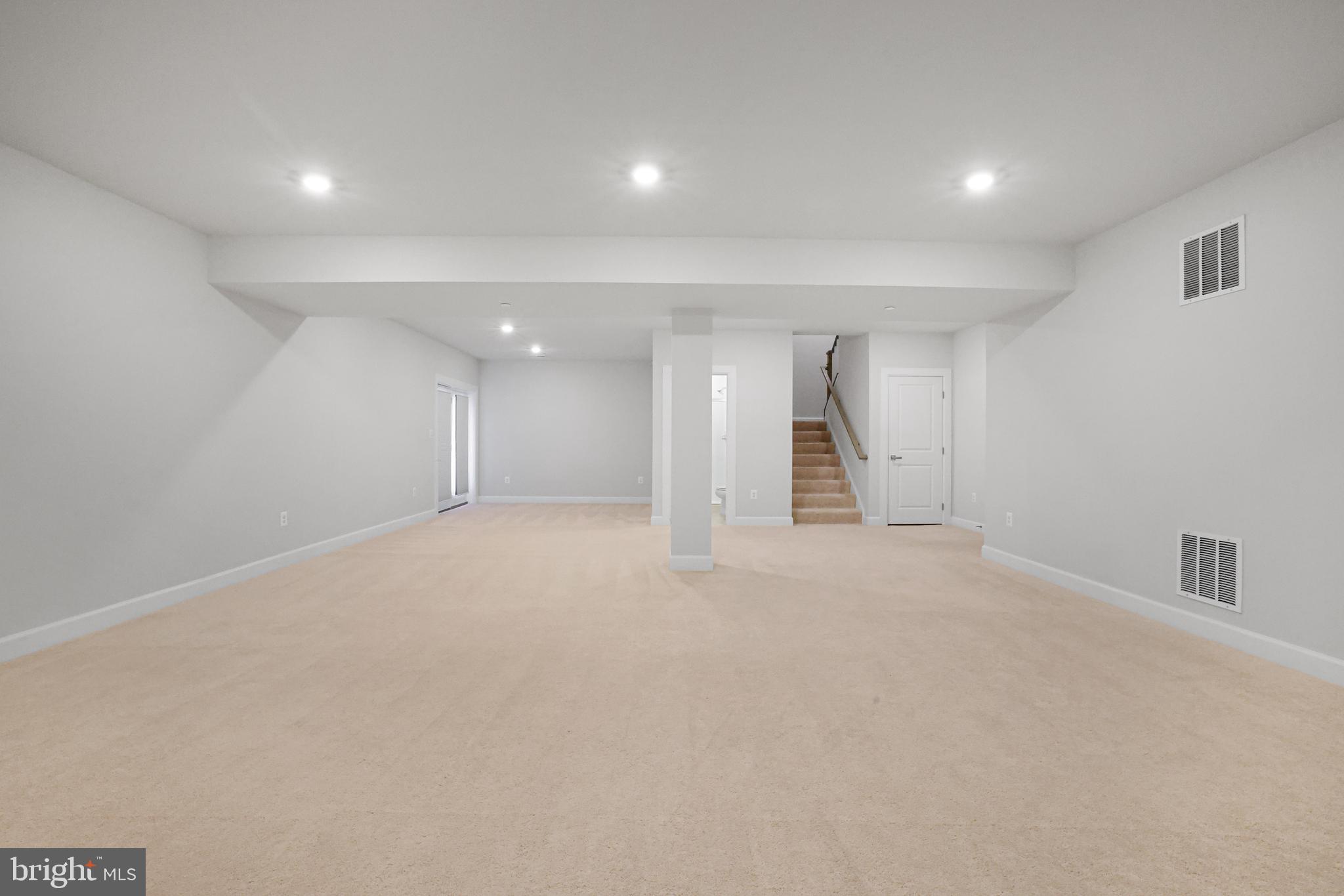 CEDAR CREEK - Residential