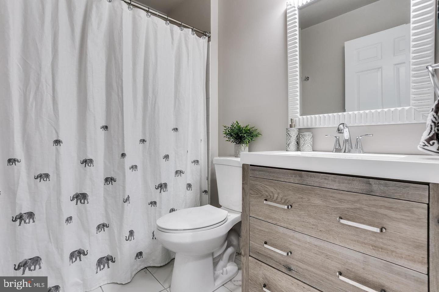 SEVEN OAKS - Residential Lease