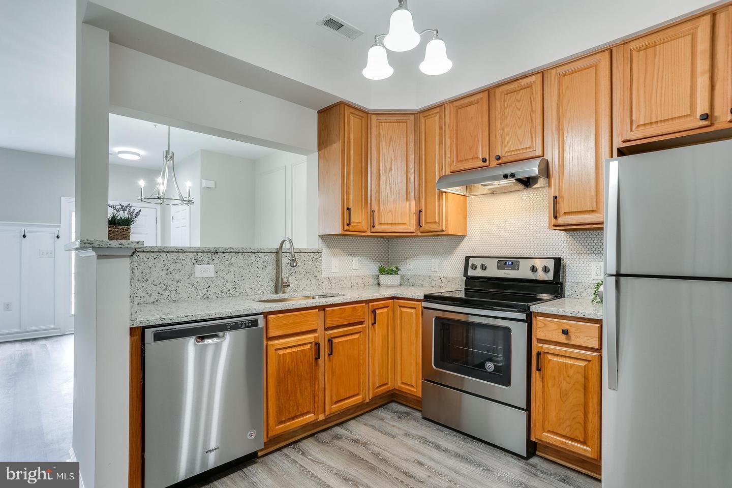 SEVEN OAKS - Residential Lease