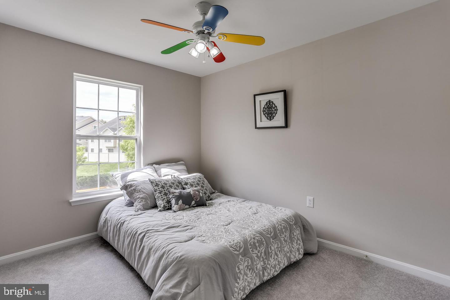 SEVEN OAKS - Residential Lease