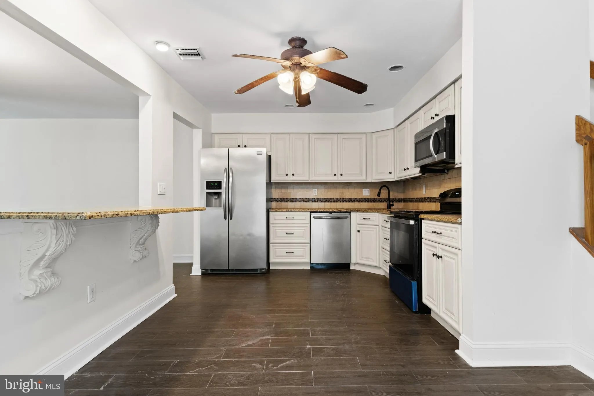 Long Branch, New Jersey 07740, United States, 2 Bedrooms Bedrooms, ,3 BathroomsBathrooms,Residential,Coming Soon,212270