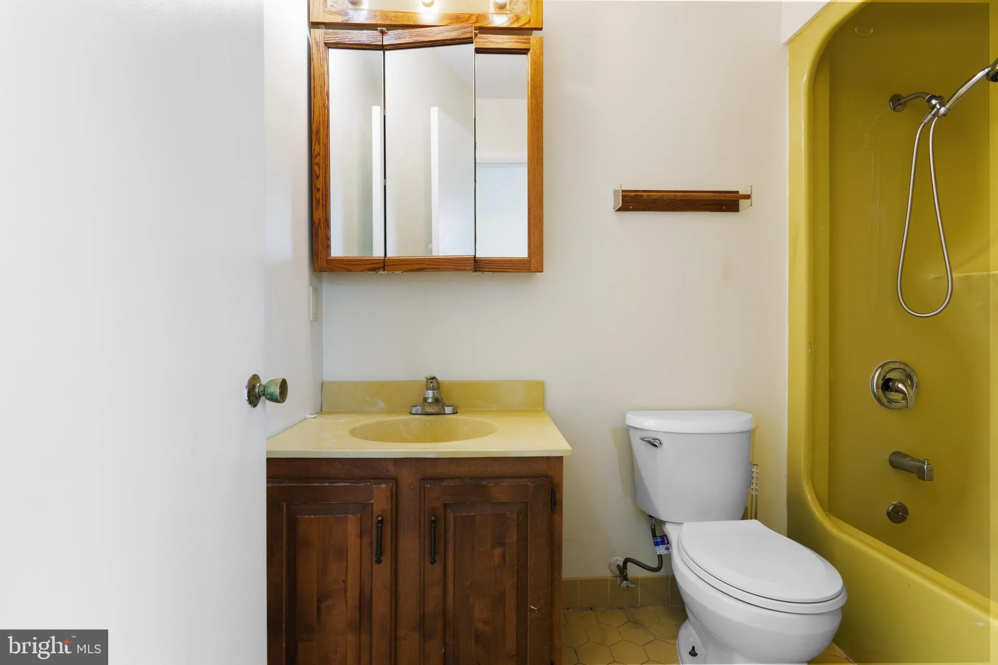 Long Branch, New Jersey 07740, United States, 2 Bedrooms Bedrooms, ,3 BathroomsBathrooms,Residential,Coming Soon,212270