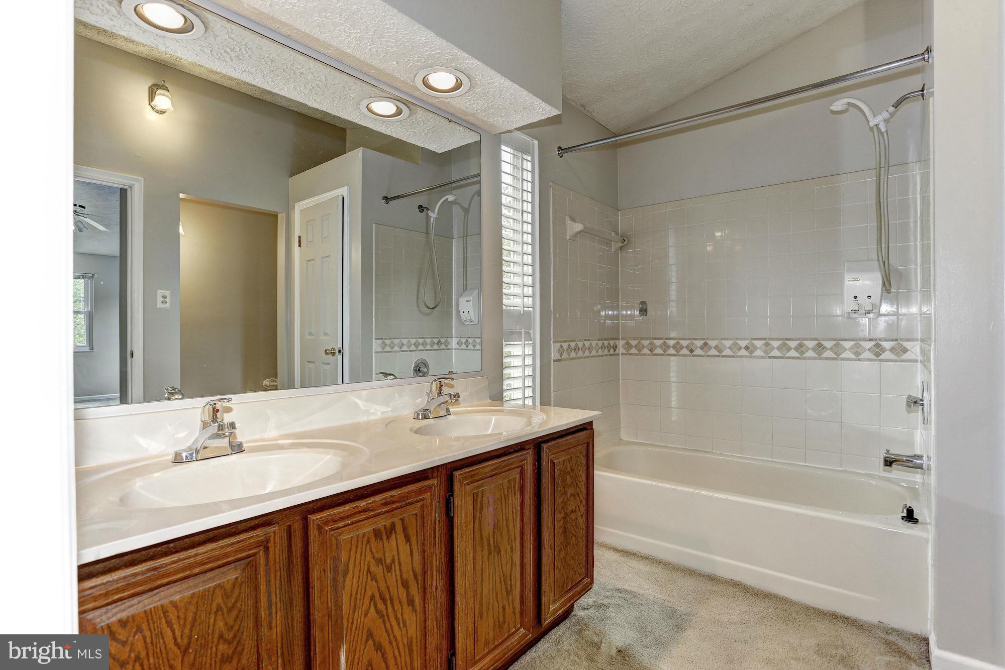 CEDAR ACRES - Residential