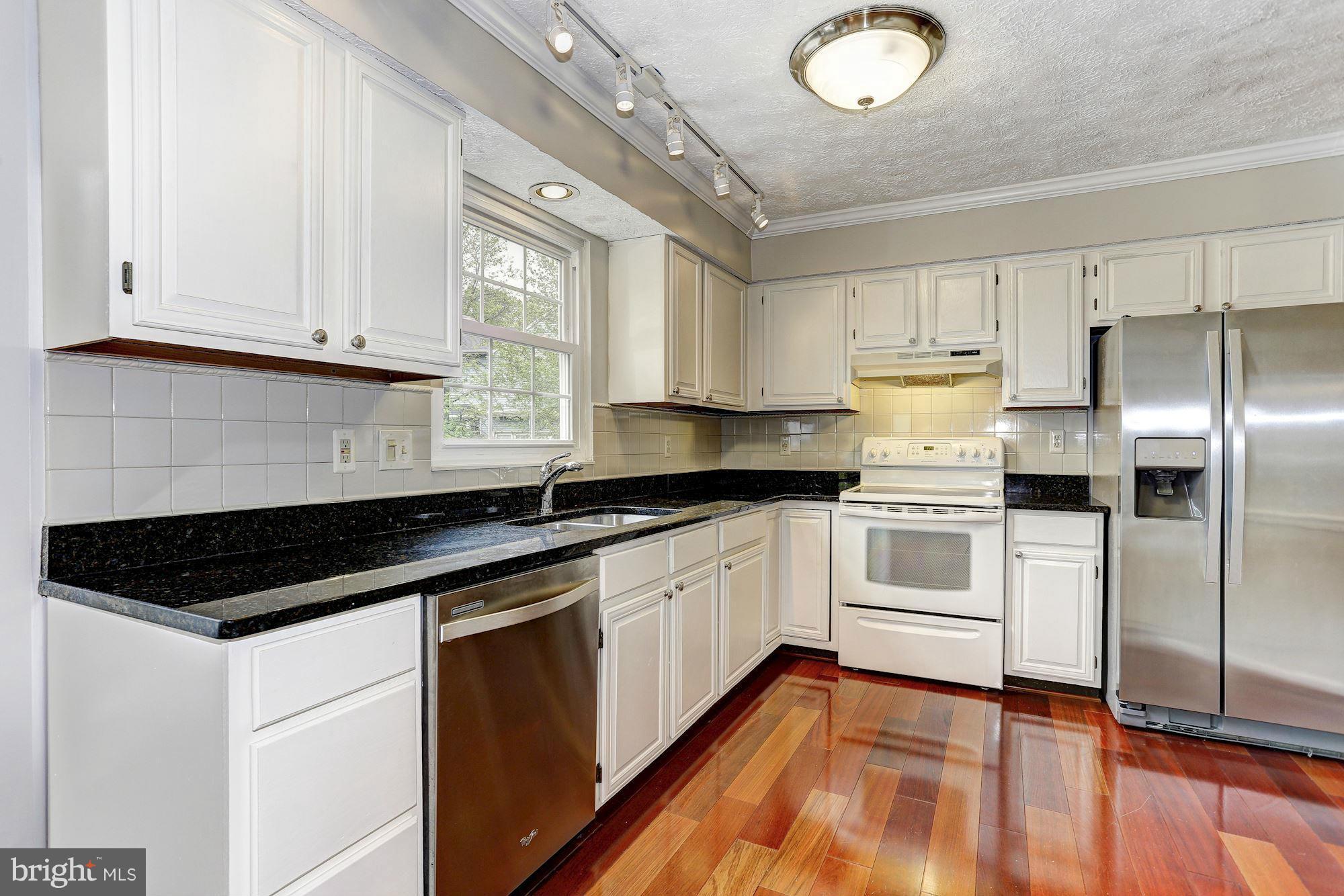 CEDAR ACRES - Residential