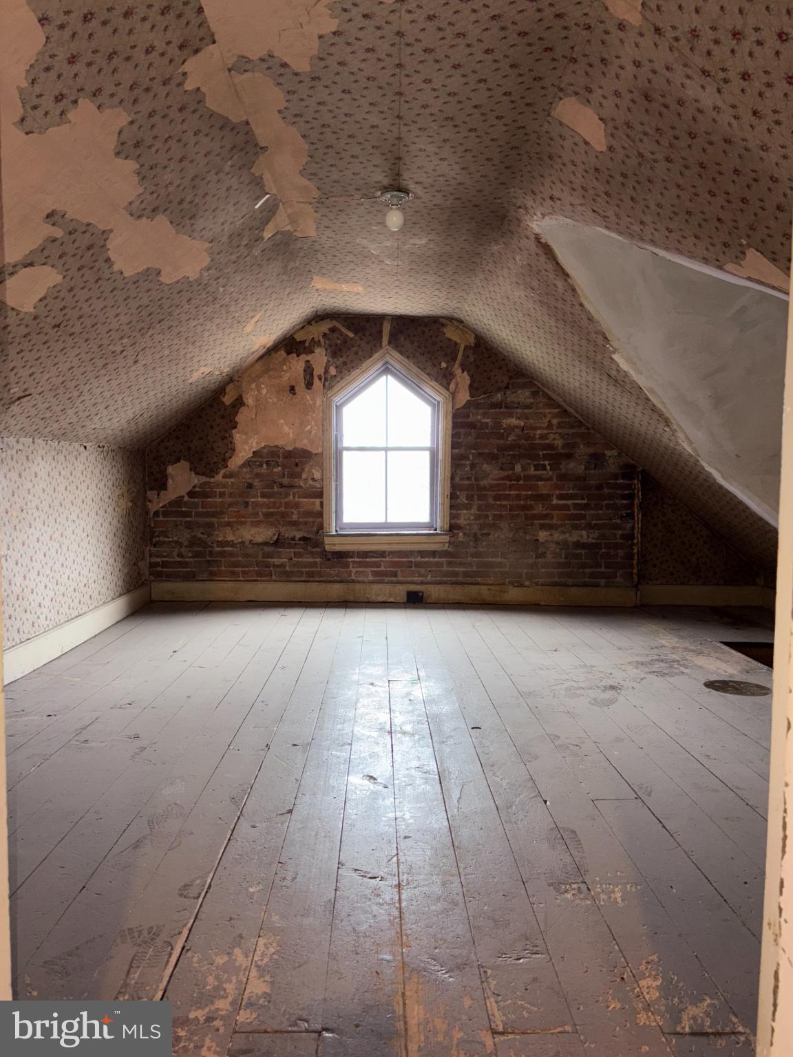 DOWNTOWN CHAMBERSBURG - Residential Lease