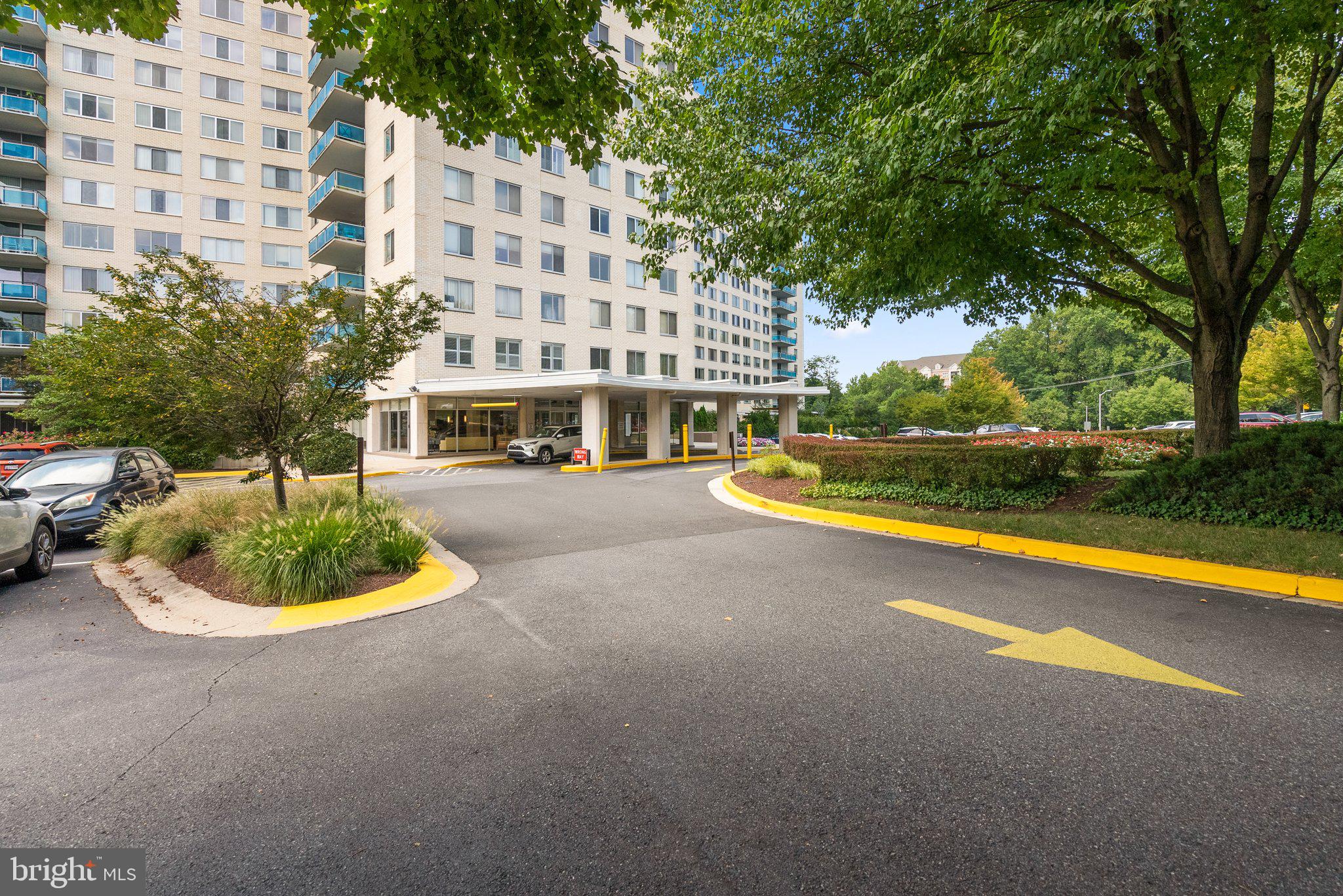 10500 ROCKVILLE PIK 1410