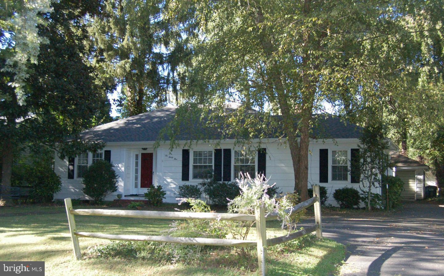 EASTON - Residential