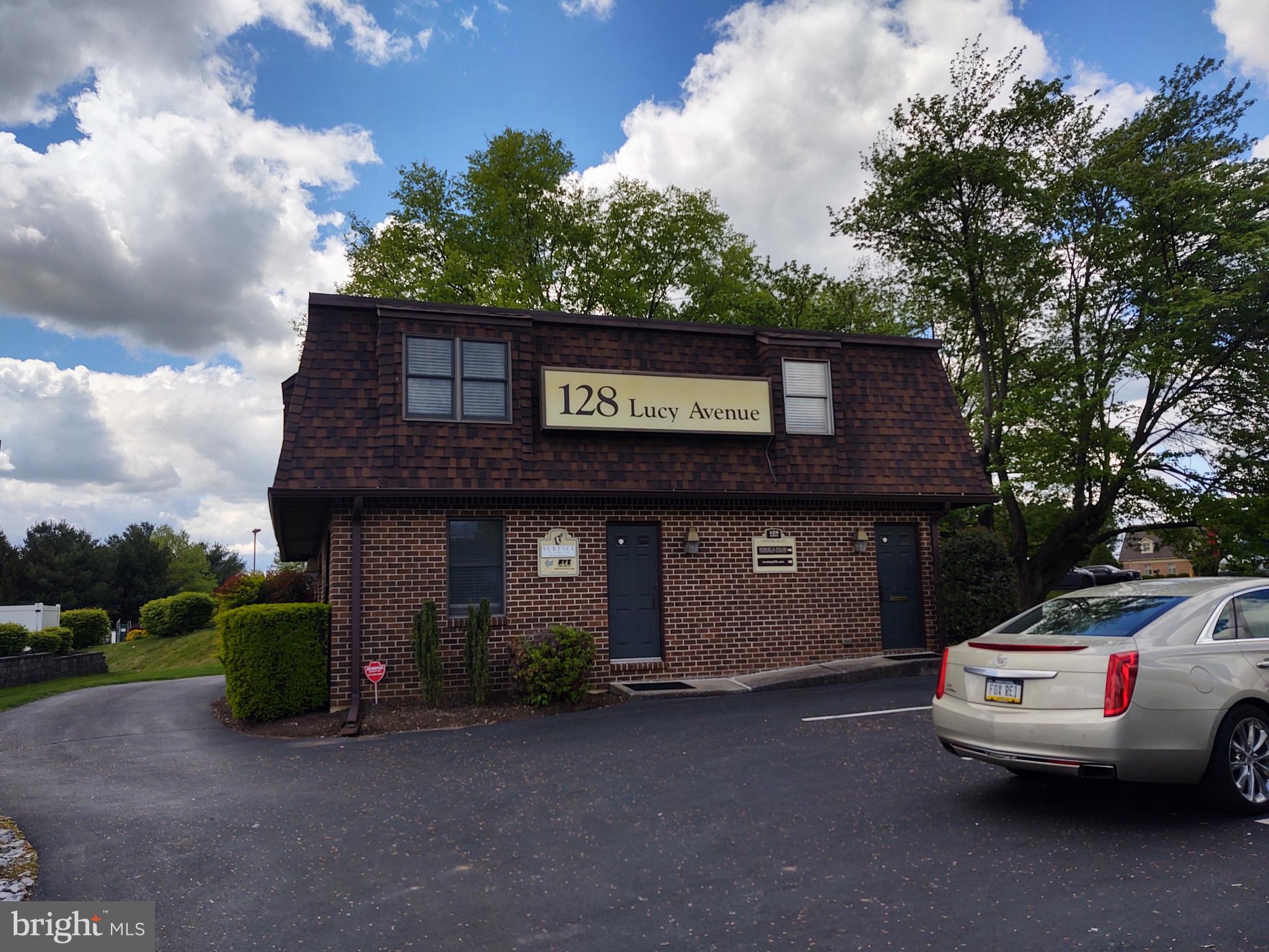 Private 600-700 square foot office suite. Suite is completely furnished and move in ready. Easy access to Route 322 and Route 422 and is 50 yards away from Penn State Hershey Medical Center. Ample parking on site. List price is the amount of the monthly rent.
Suite is located on the second floor and contains its own private bathroom. Floor plan is located in the document section of this listing. Listing agent must accompany all showings.
Owner looking for 3+ year lease.