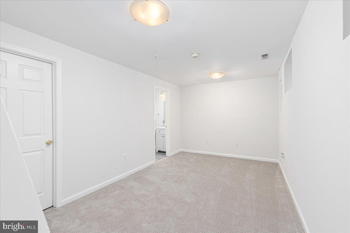 OAK GROVE - Residential