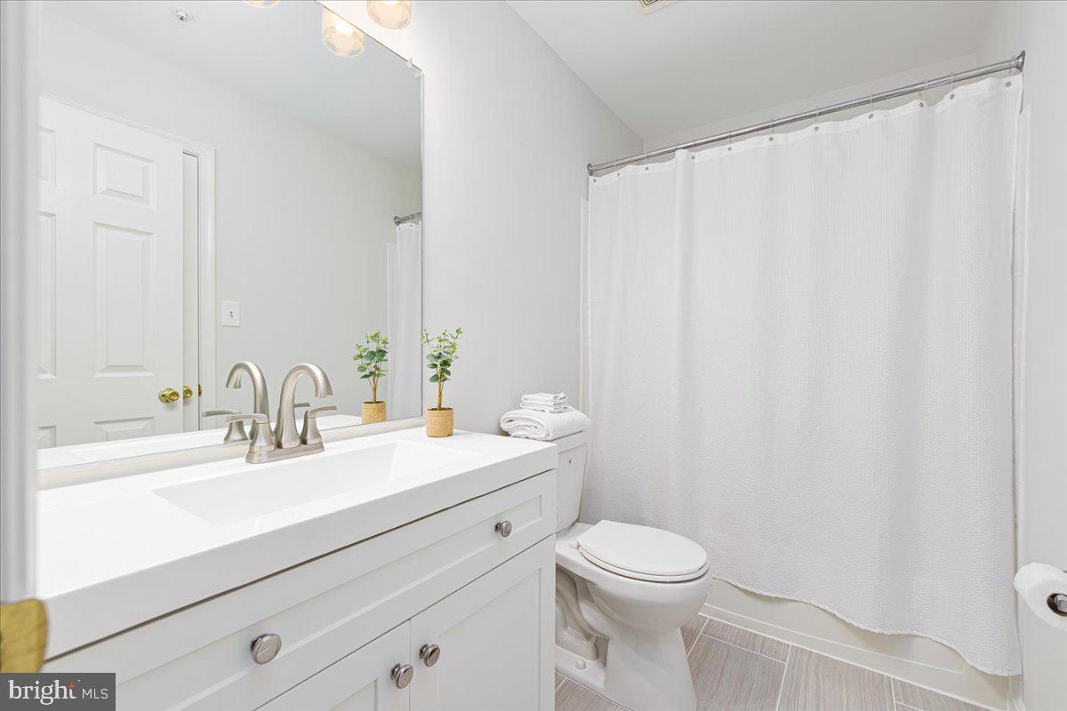 OAK GROVE - Residential