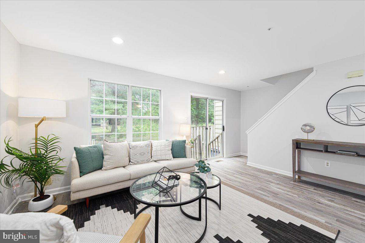 OAK GROVE - Residential