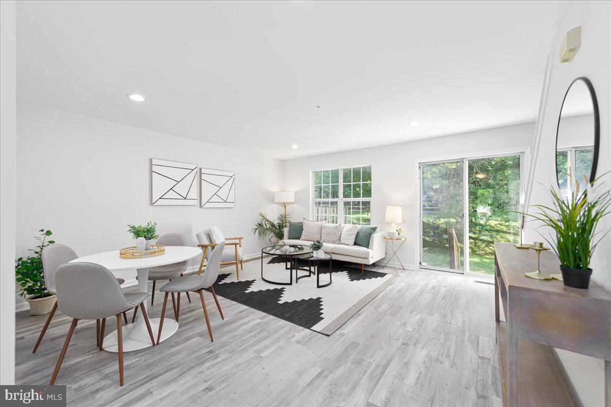 OAK GROVE - Residential