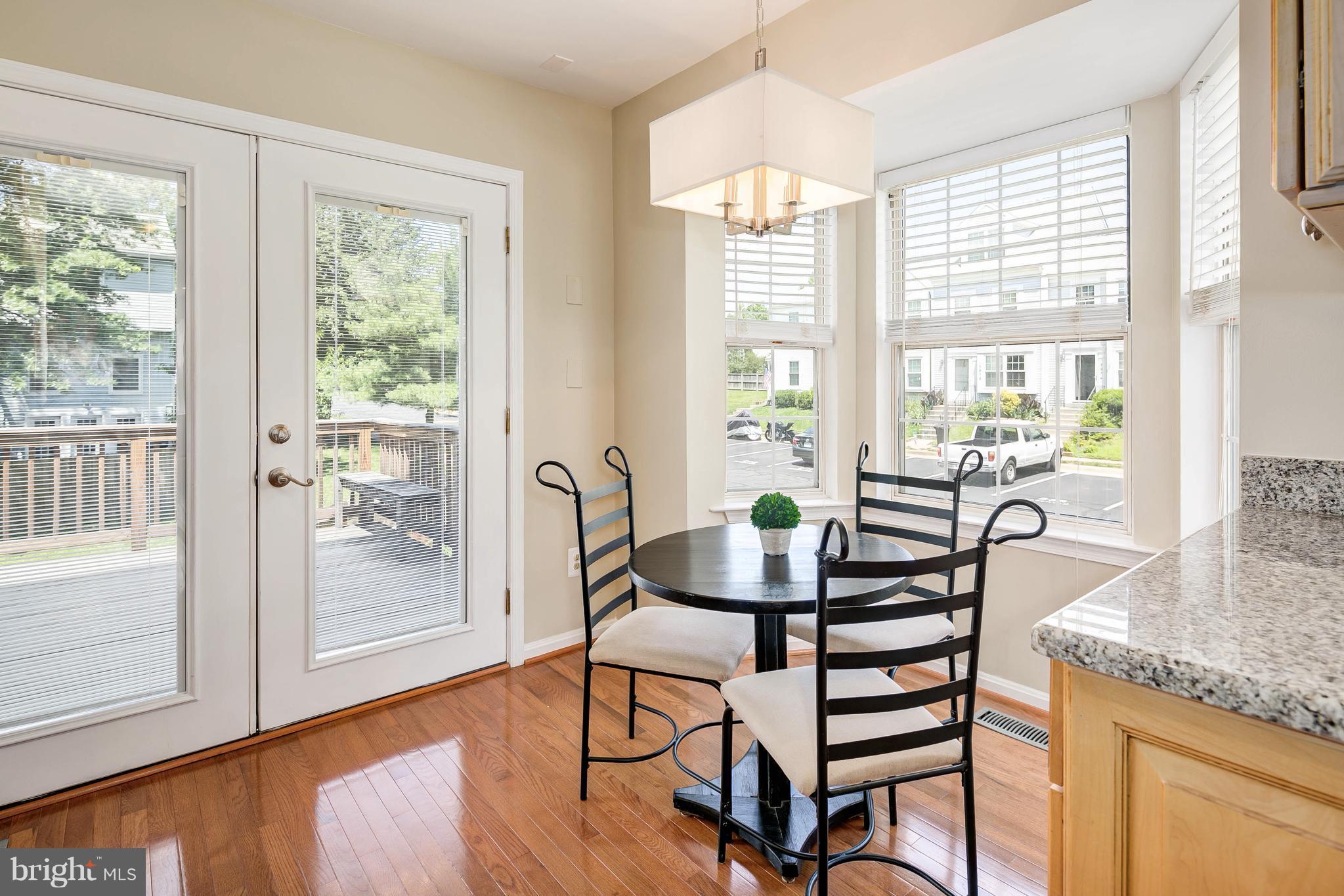 SINGLETONS GROVE - Residential