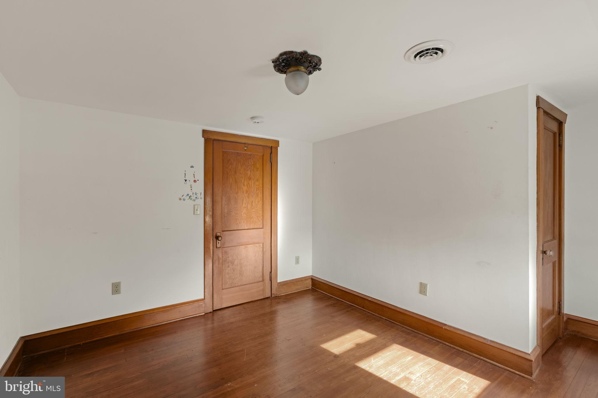 WARWICK TWP - Residential