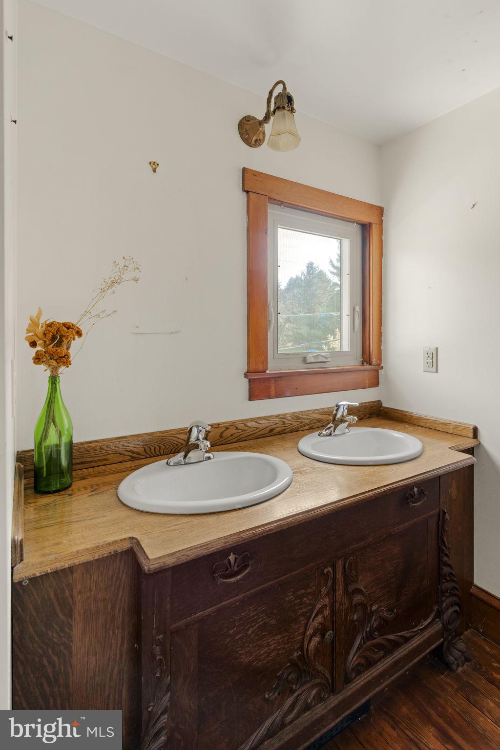 WARWICK TWP - Residential