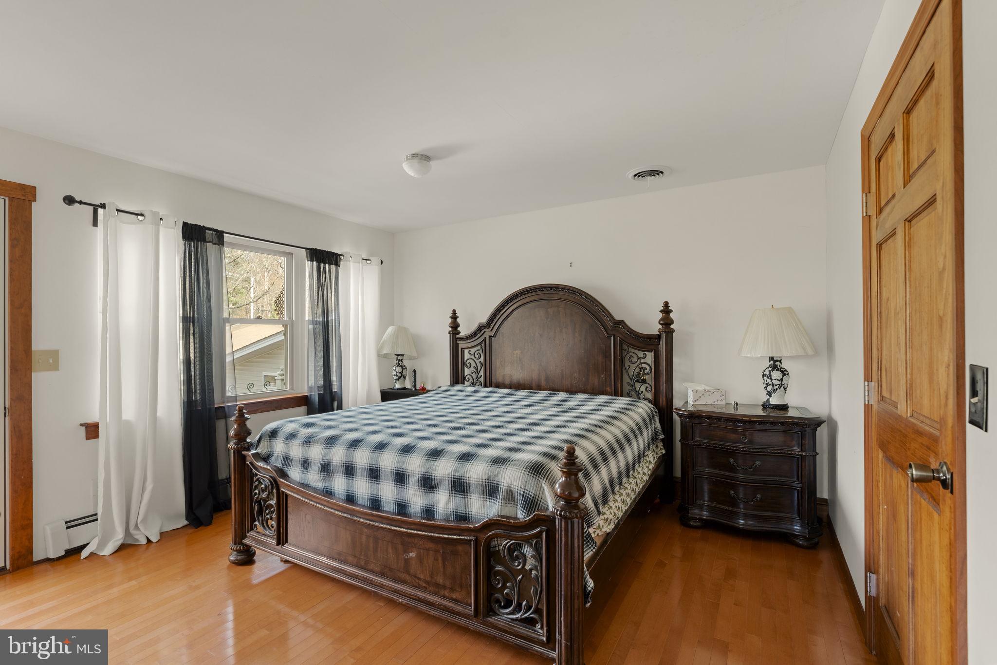 WARWICK TWP - Residential