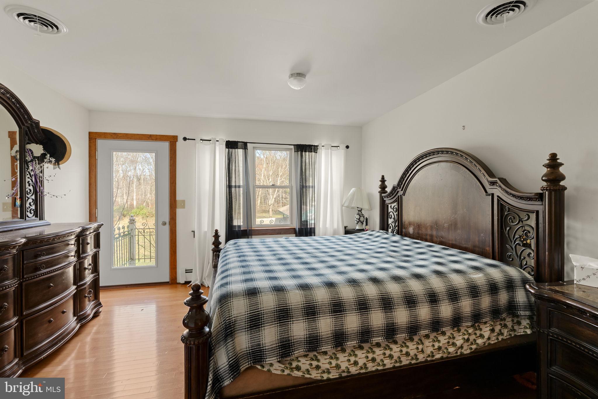 WARWICK TWP - Residential