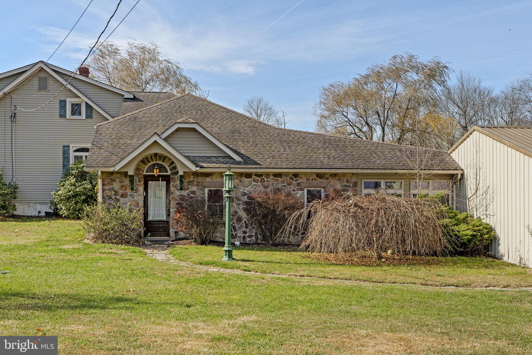 WARWICK TWP - Residential