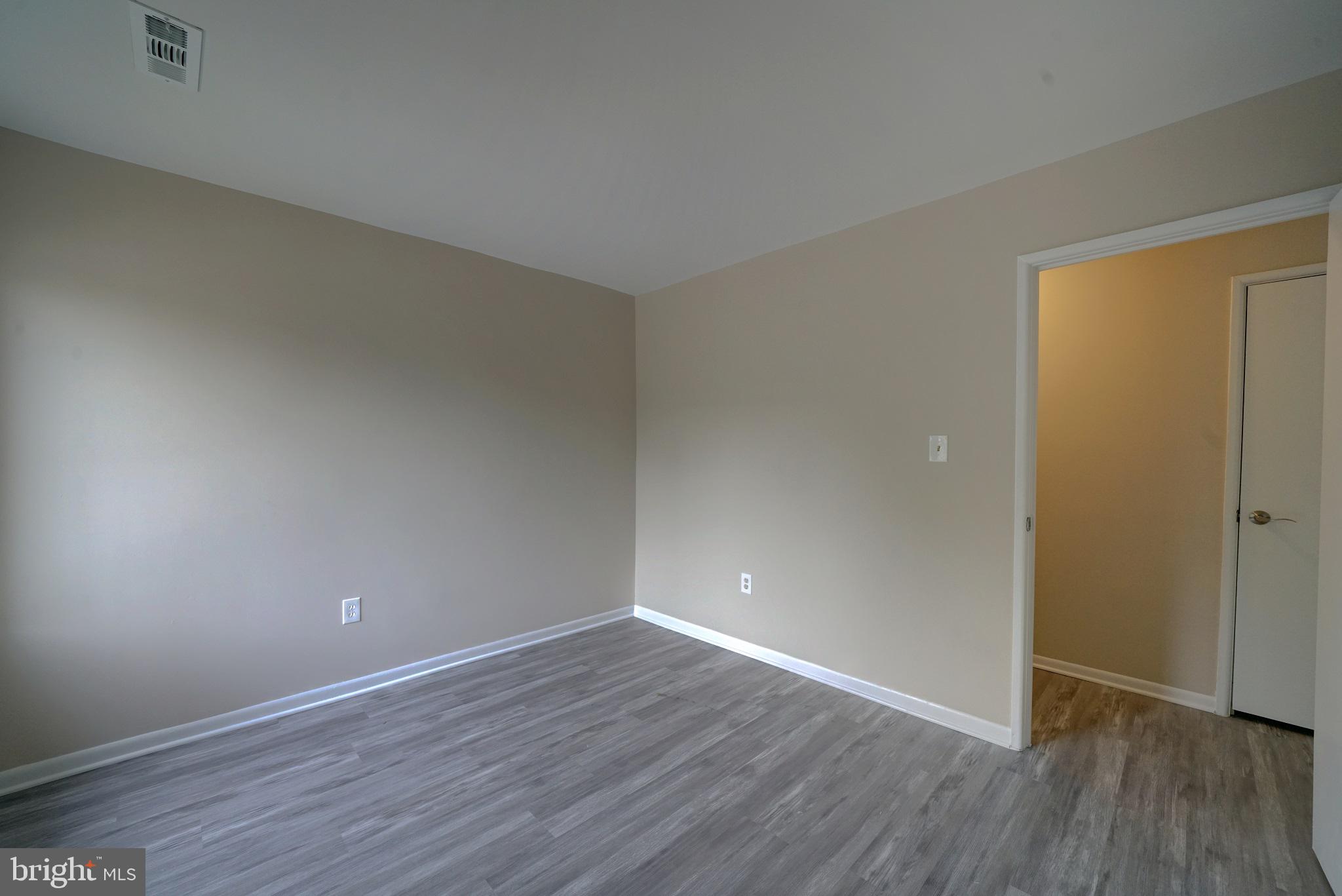 VILLAGE OF WILDE LAKE - Residential