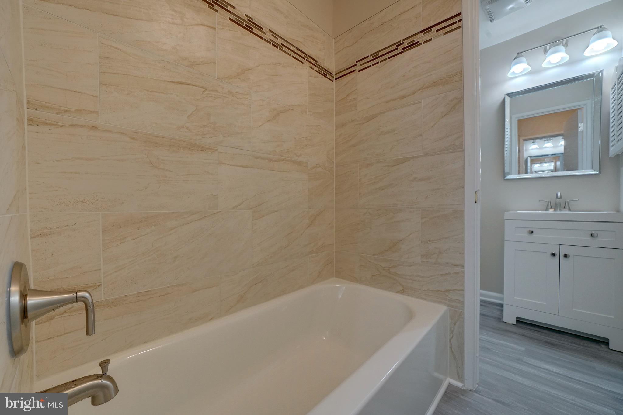 VILLAGE OF WILDE LAKE - Residential