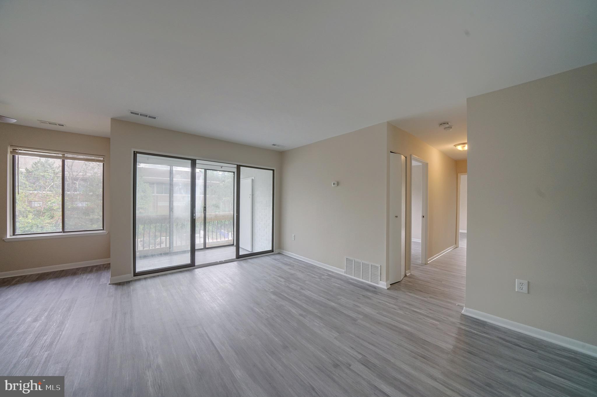 VILLAGE OF WILDE LAKE - Residential