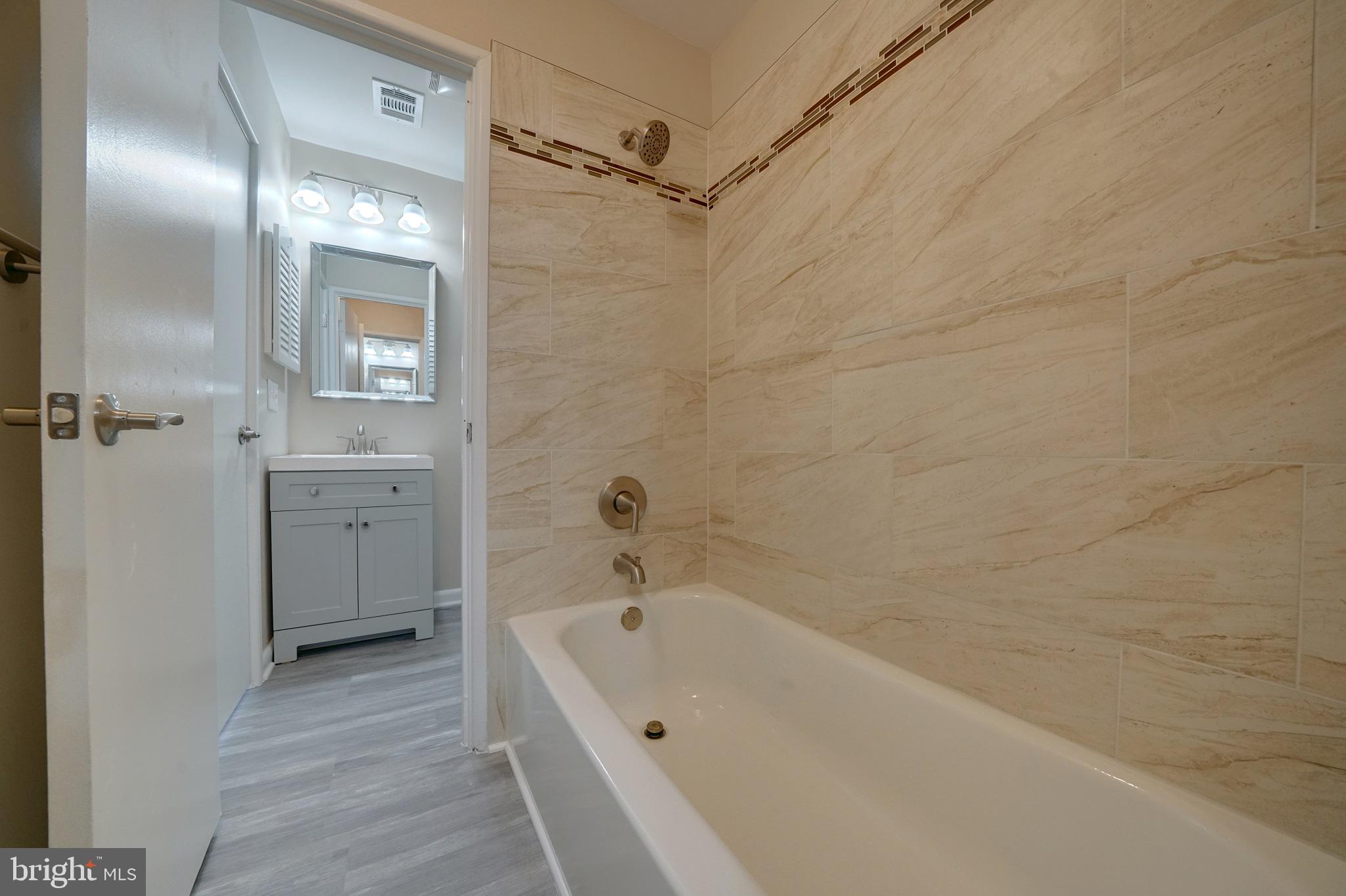 VILLAGE OF WILDE LAKE - Residential