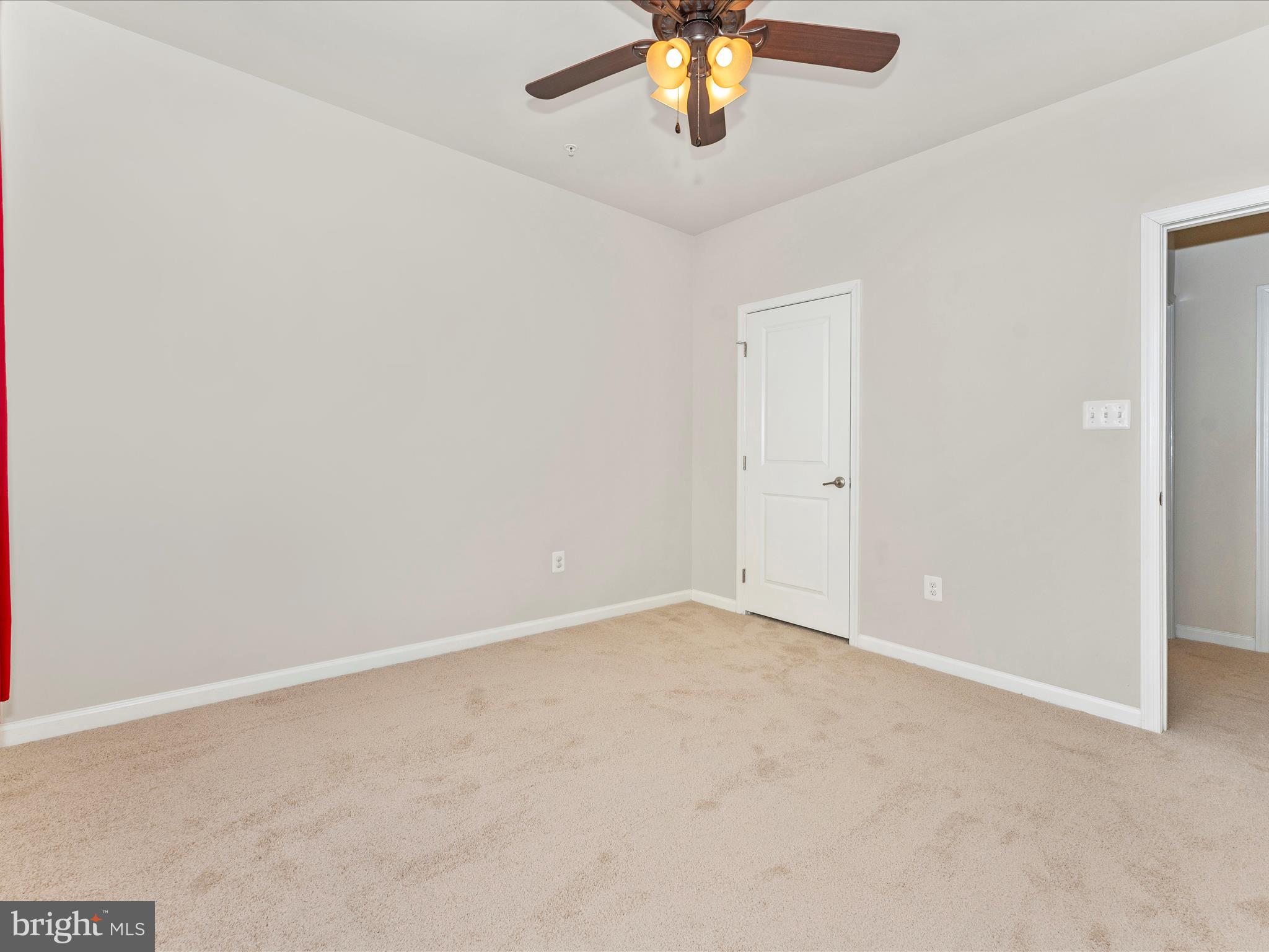 MARKET SQUARE - Residential