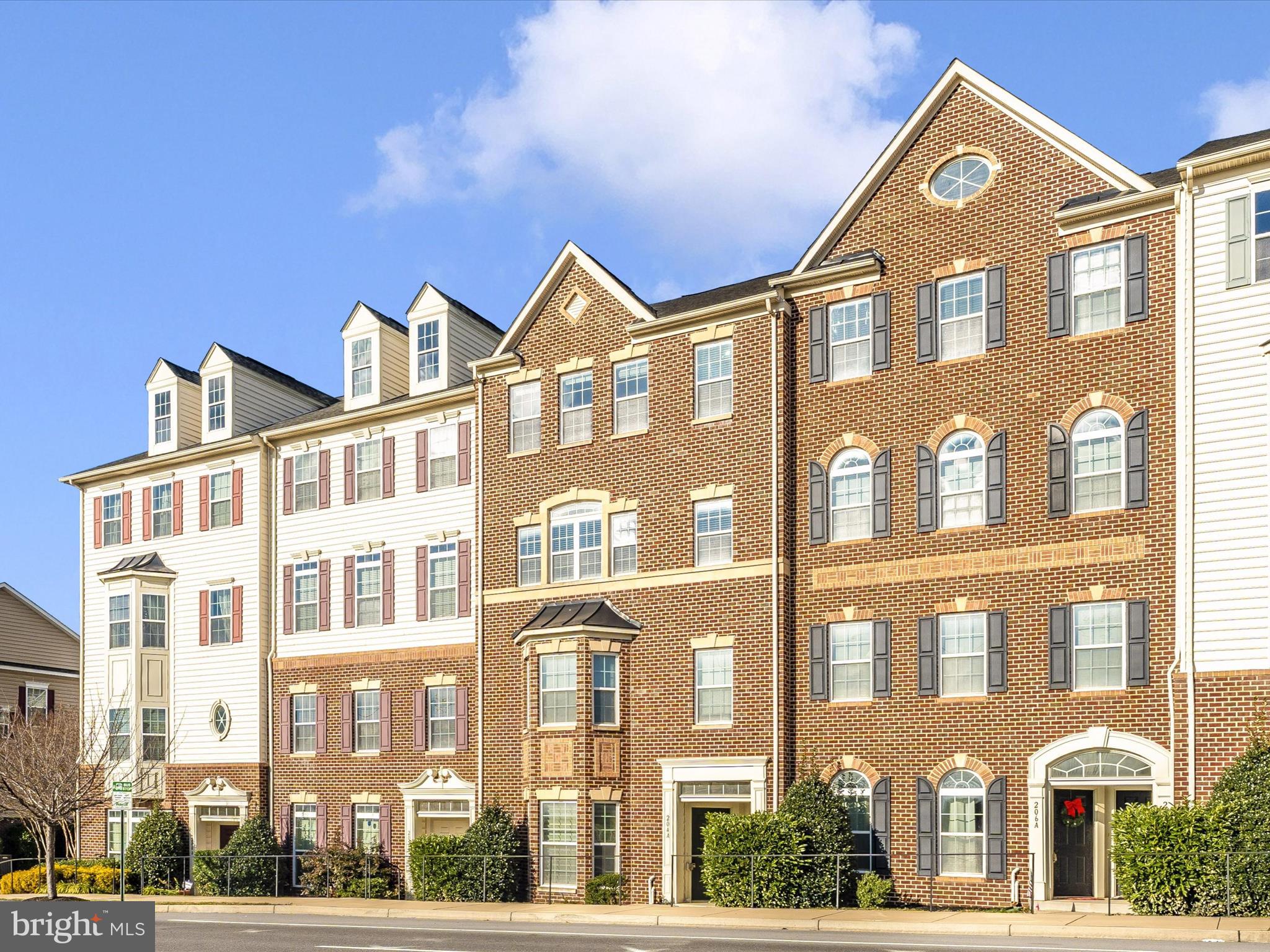 MARKET SQUARE - Residential