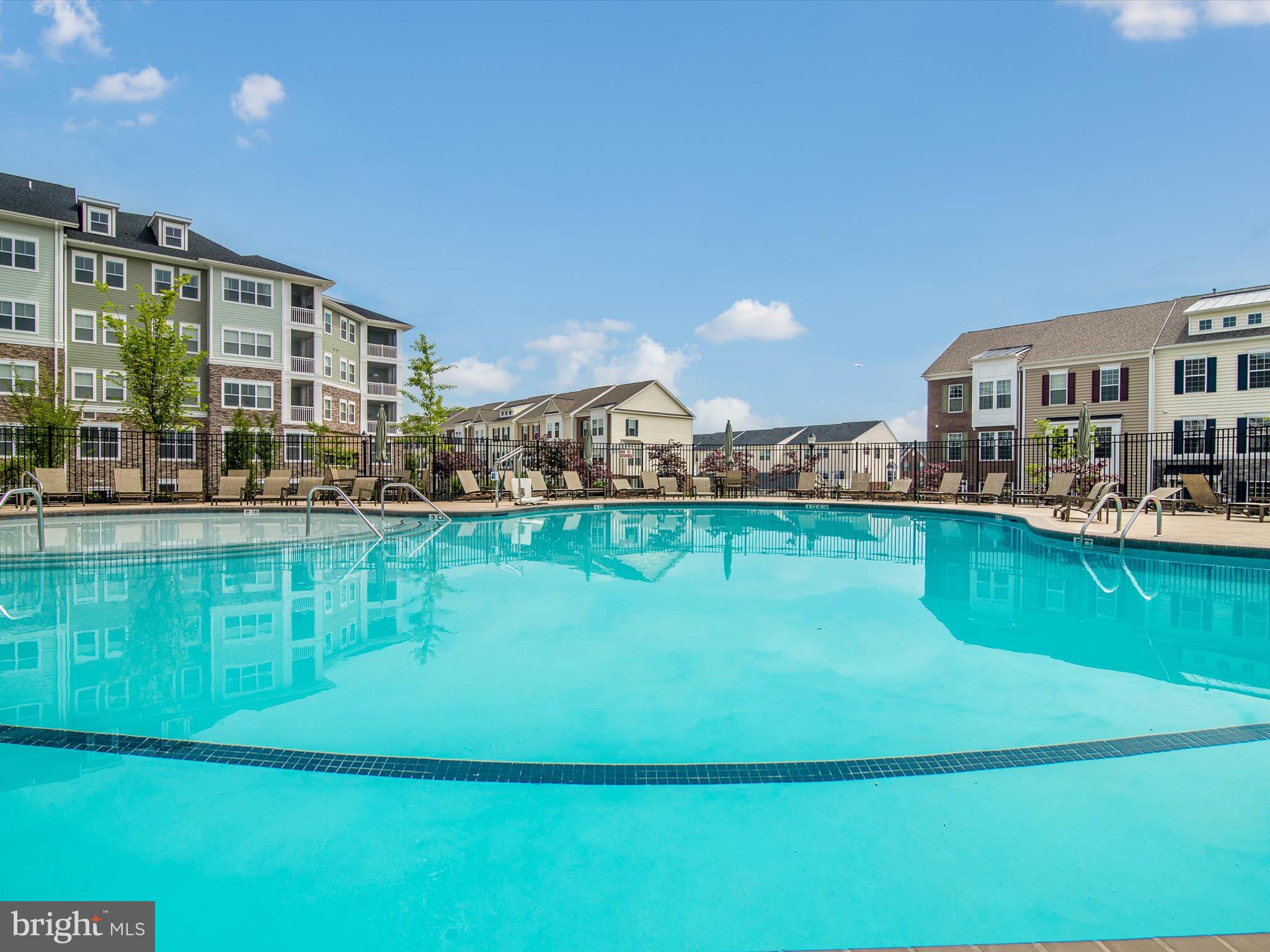 MARKET SQUARE - Residential