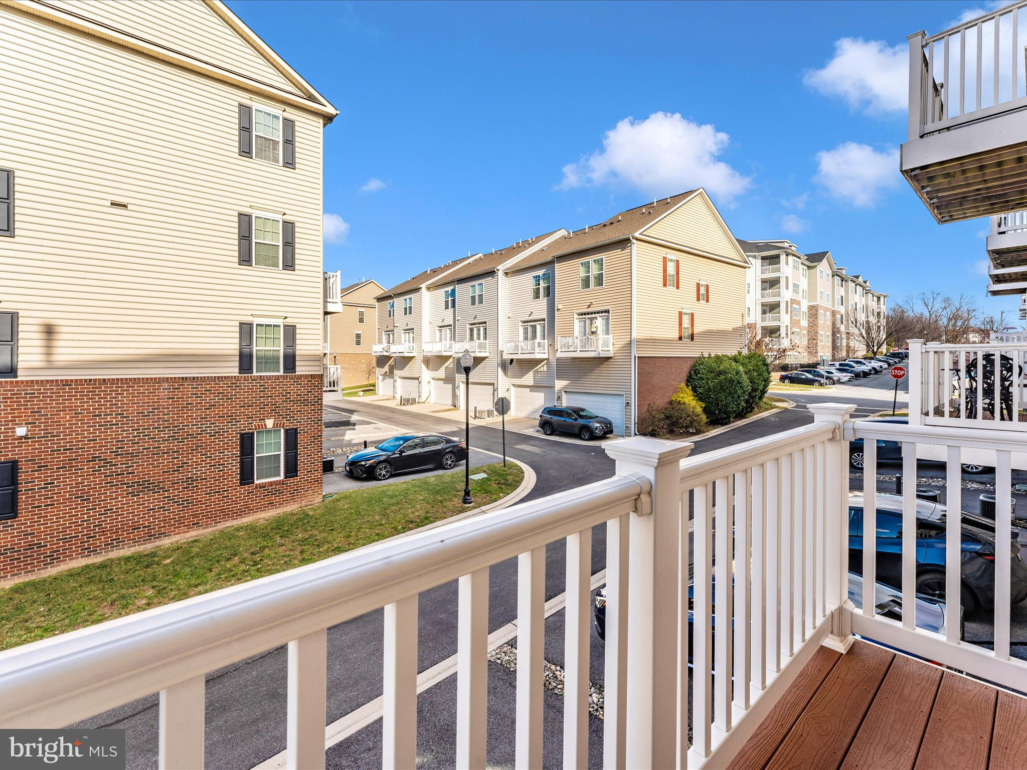 MARKET SQUARE - Residential