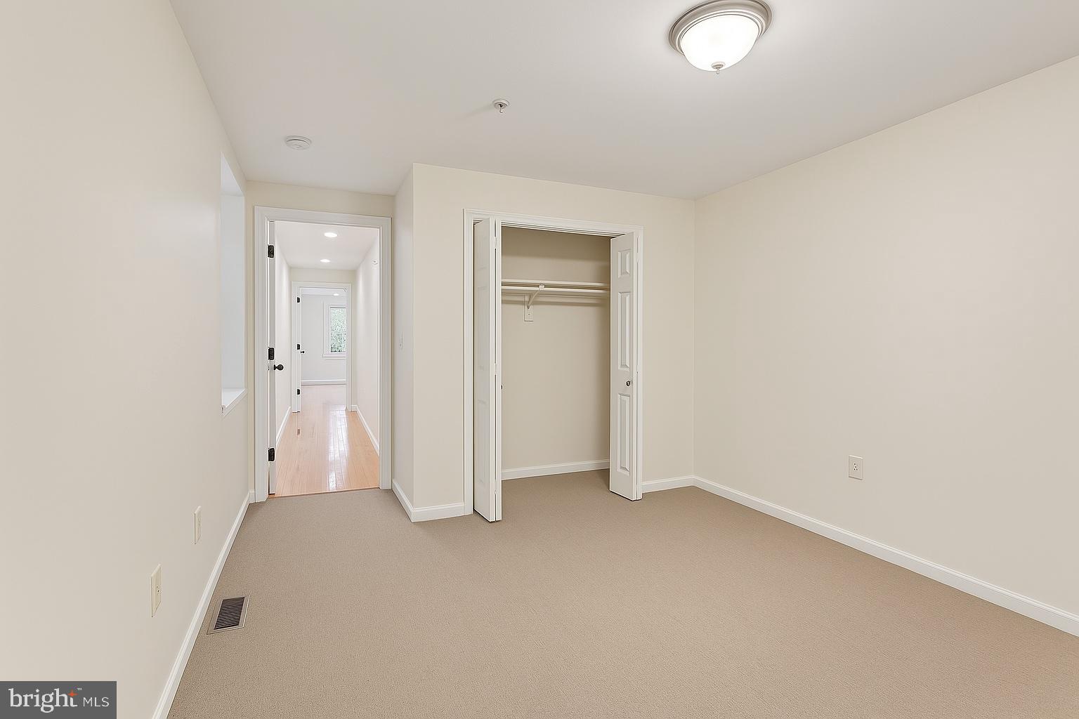 PHILADELPHIA (SOUTH) - Residential Lease