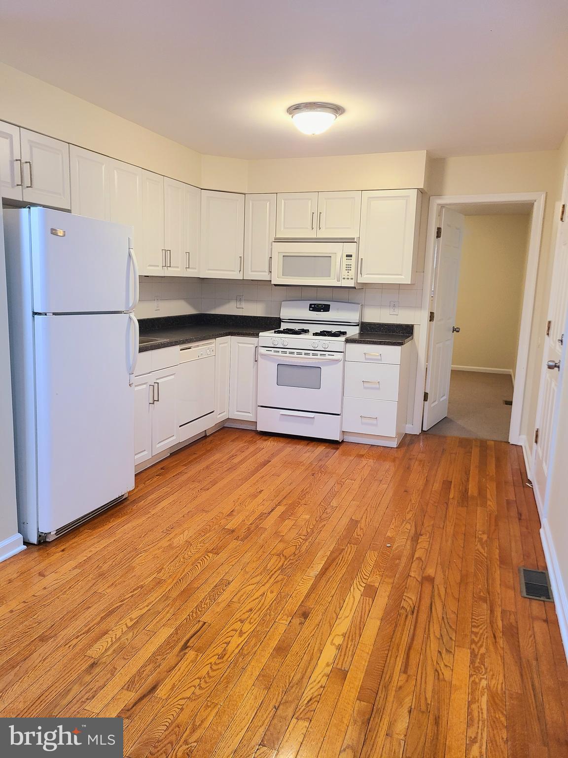 PHILADELPHIA (SOUTH) - Residential Lease