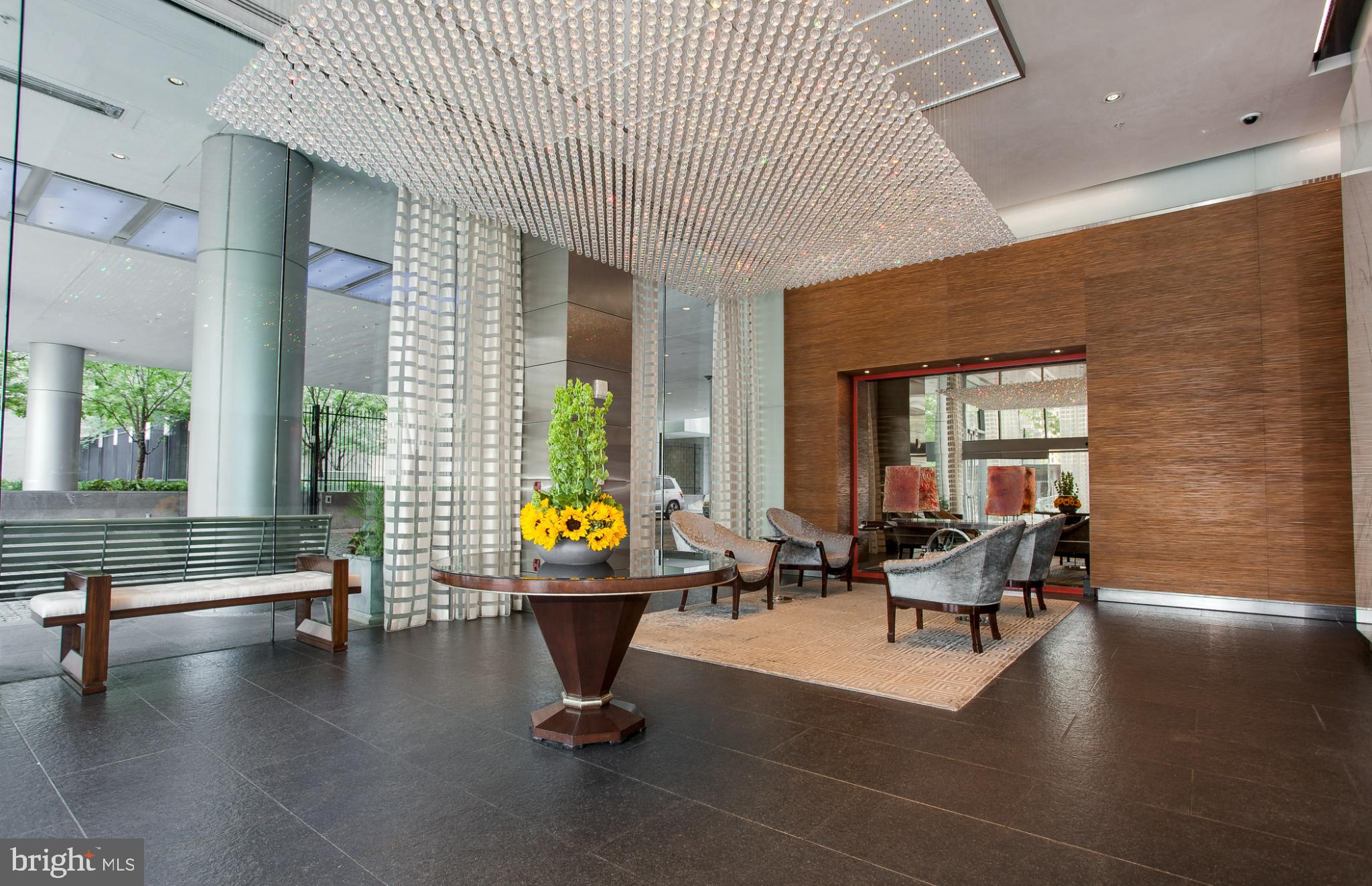 AVENUE OF THE ARTS - Residential