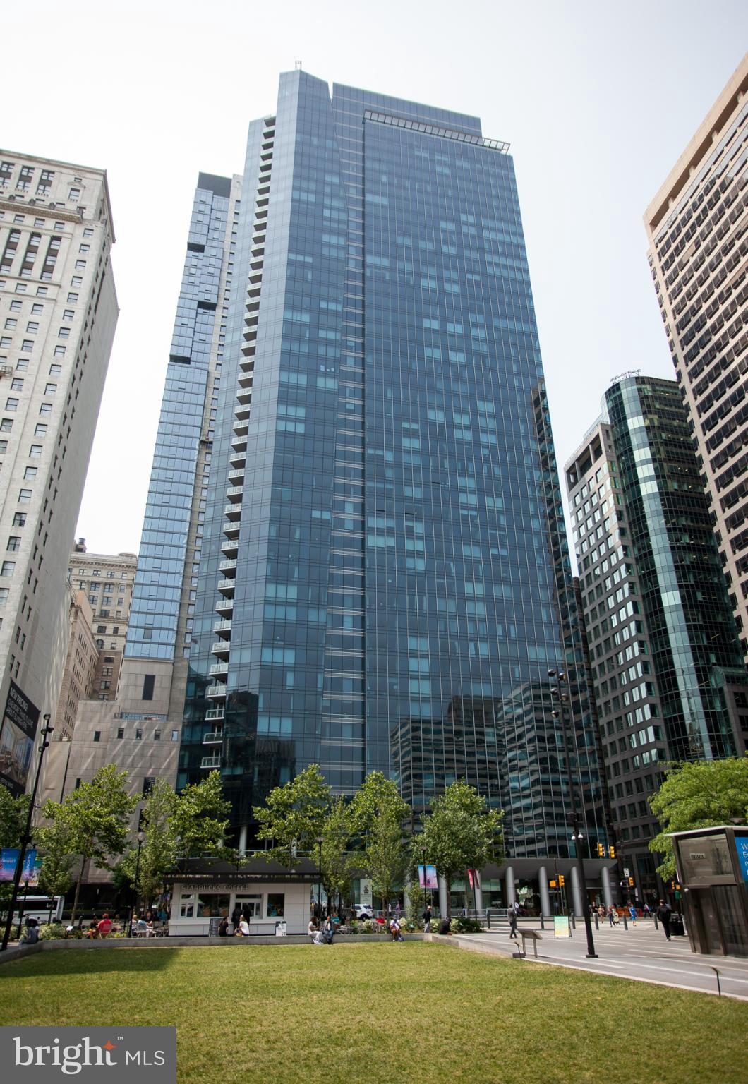 AVENUE OF THE ARTS - Residential