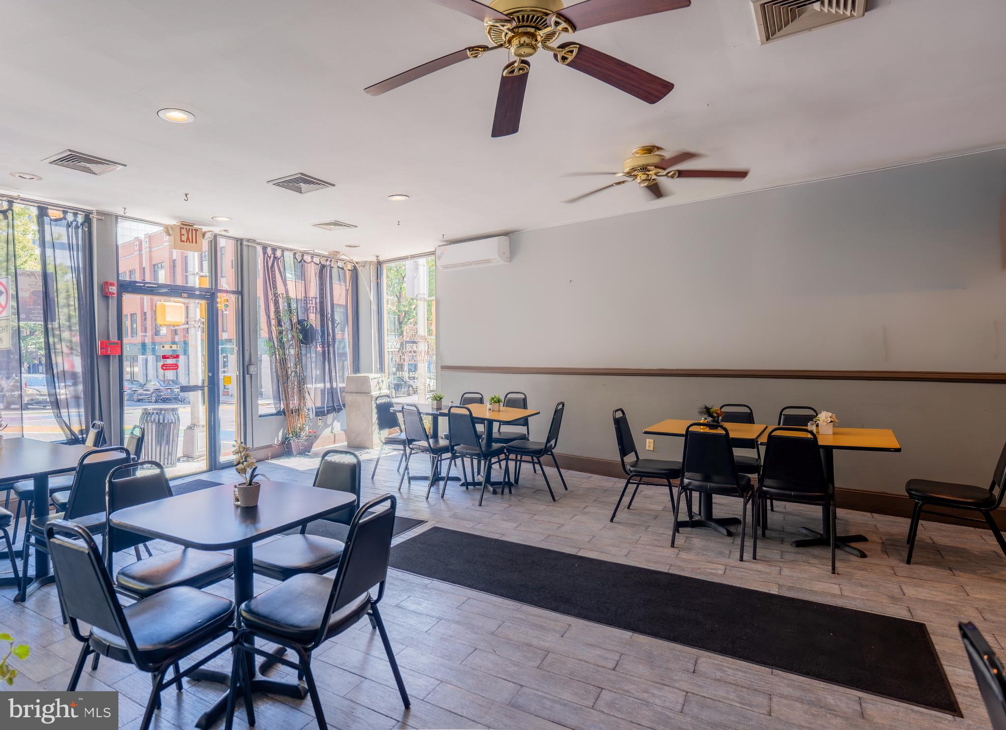 27-29 S WARREN STREET