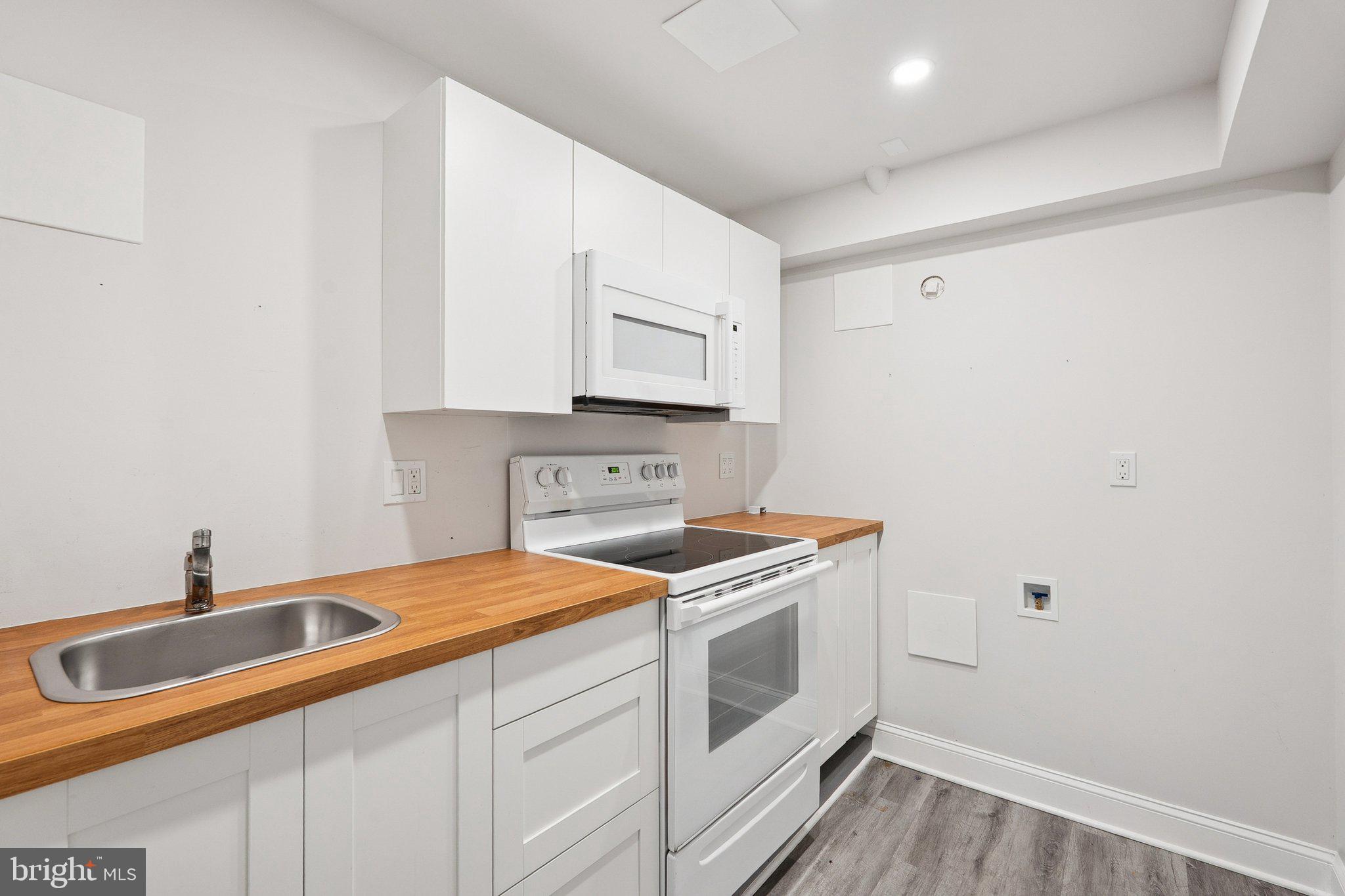 WOODSIDE FOREST - Residential