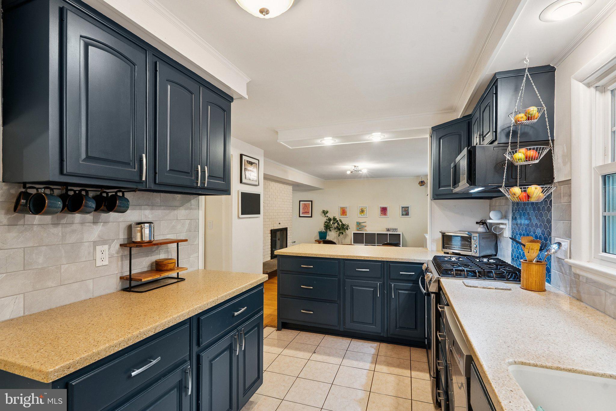 WOODSIDE FOREST - Residential