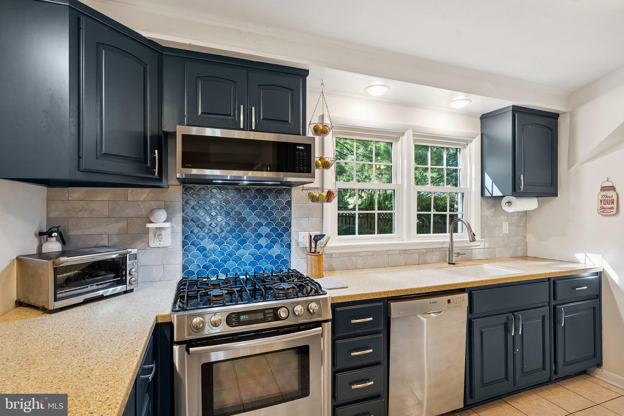 WOODSIDE FOREST - Residential