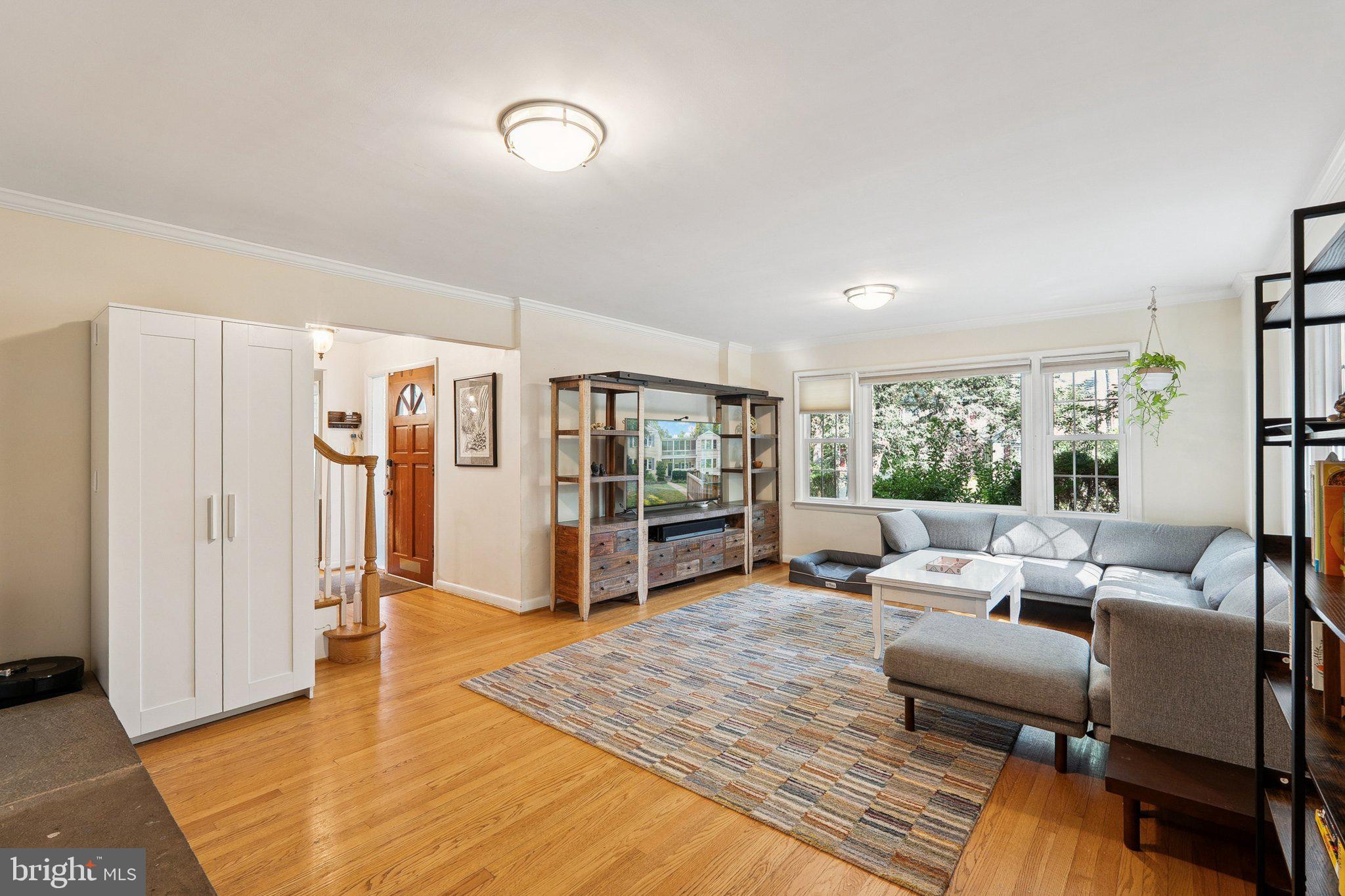 WOODSIDE FOREST - Residential