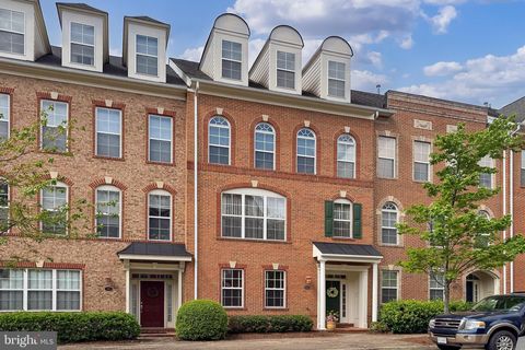 120 FORTNIGHTLY BOULEVARD HERNDON VA 20170