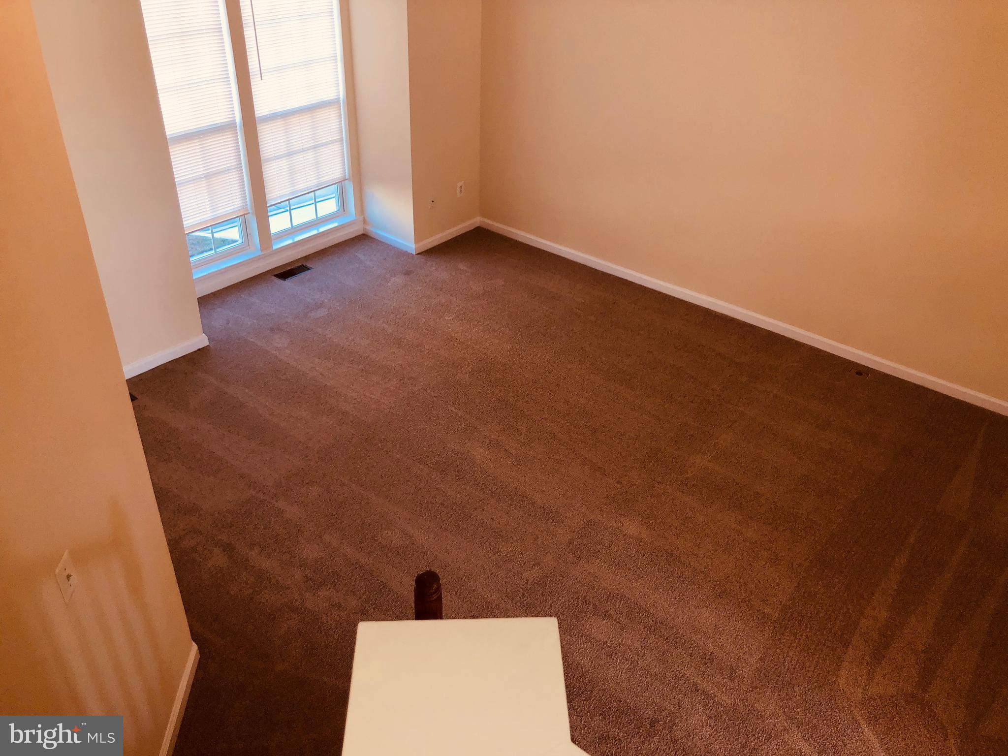 RIVERSIDE STATION - Residential Lease