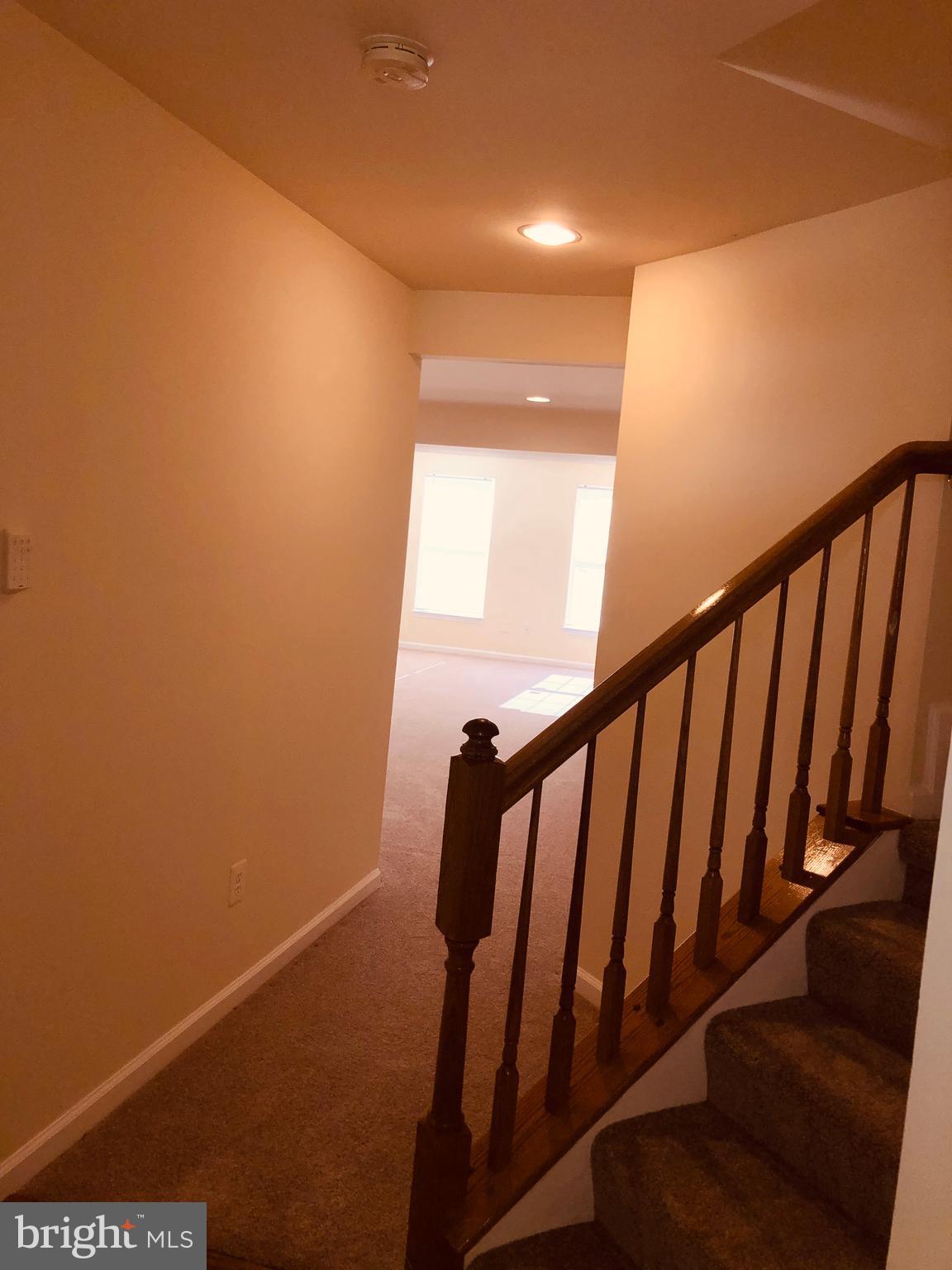 RIVERSIDE STATION - Residential Lease