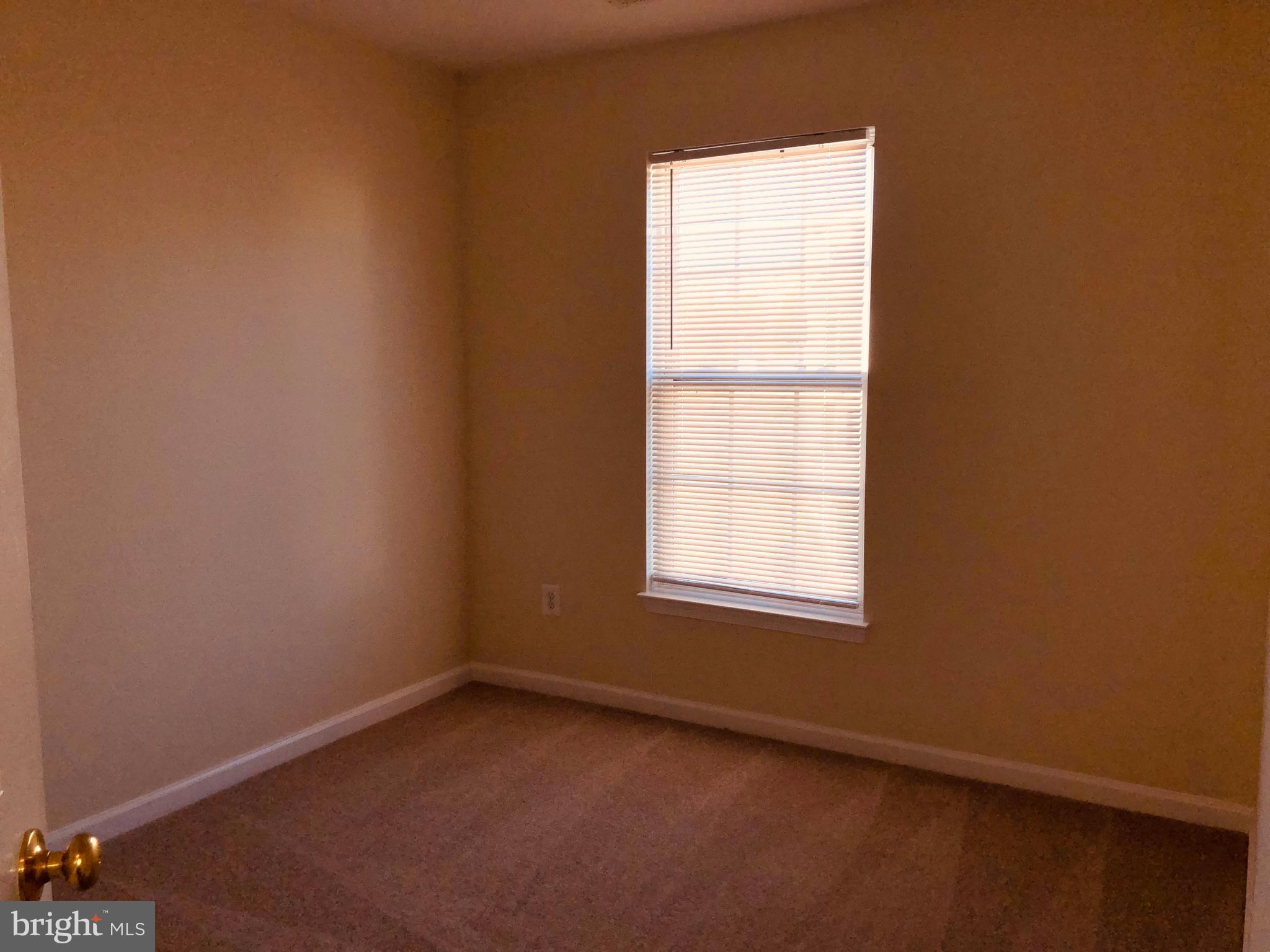 RIVERSIDE STATION - Residential Lease