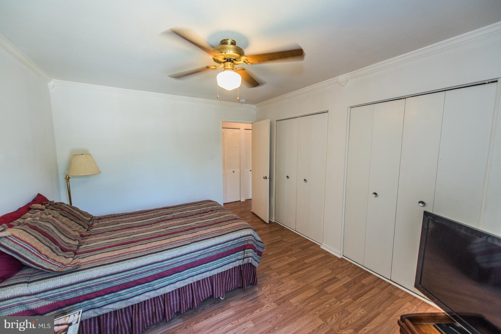 SUMMERTREE CONDO APTS - Residential Lease