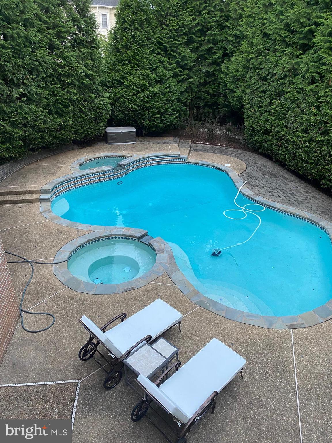 LAKE MANASSAS - Residential